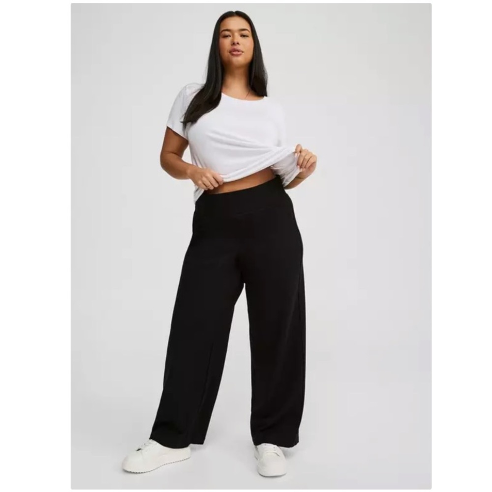 Torrid Studio Luxe Pixie Pull-On Wide Leg Trouser… - image 3